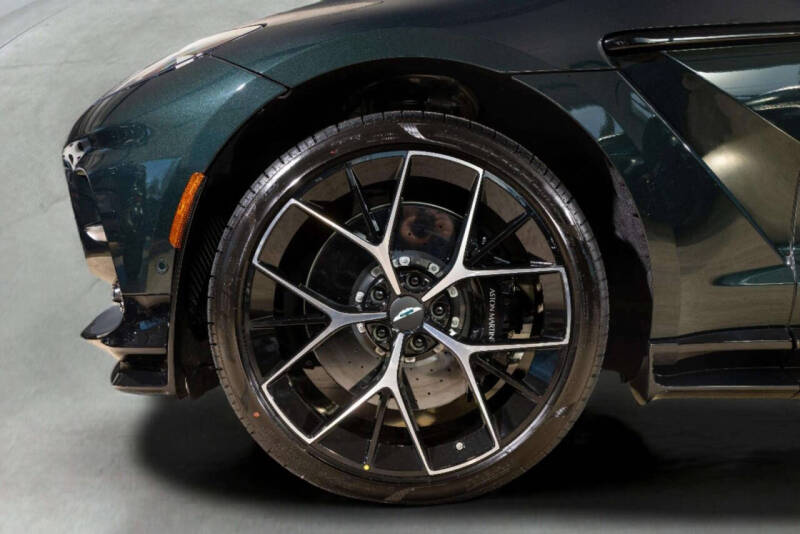 2026 Aston Martin DBX 707