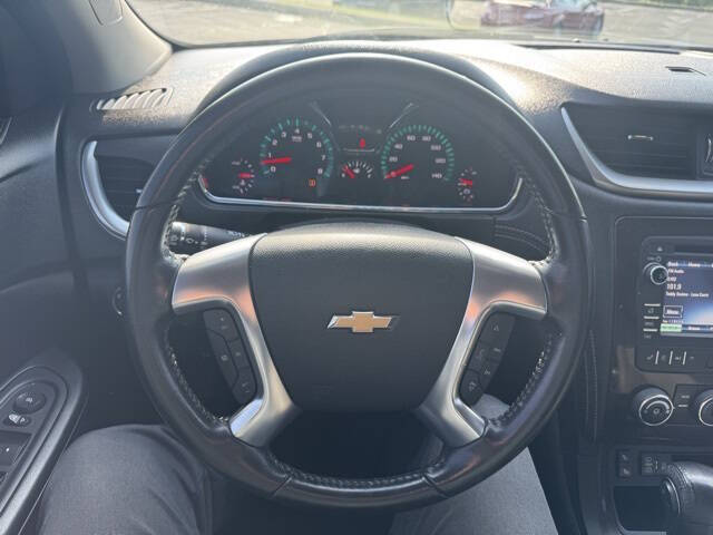 2017 Chevrolet Traverse LT