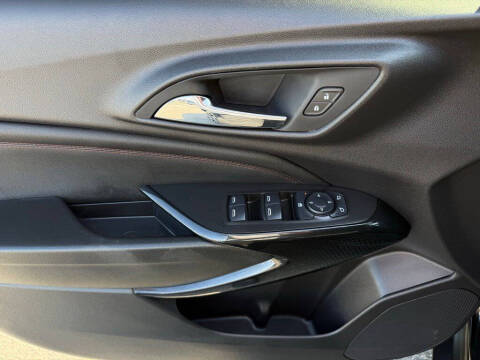 2025 Chevrolet Trax RS