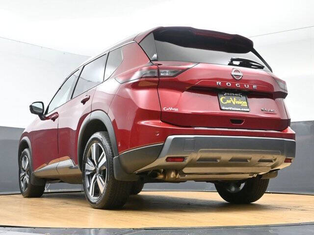 2024 Nissan Rogue SL