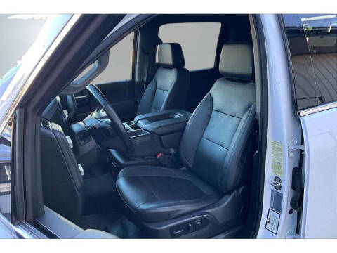 2022 GMC Sierra 2500HD SLT