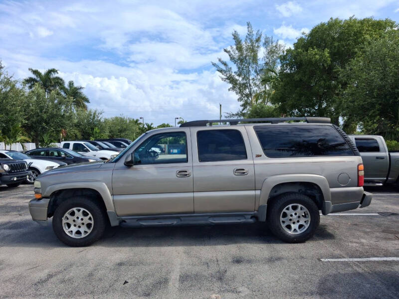 2003 Chevrolet Suburban 1500 LT