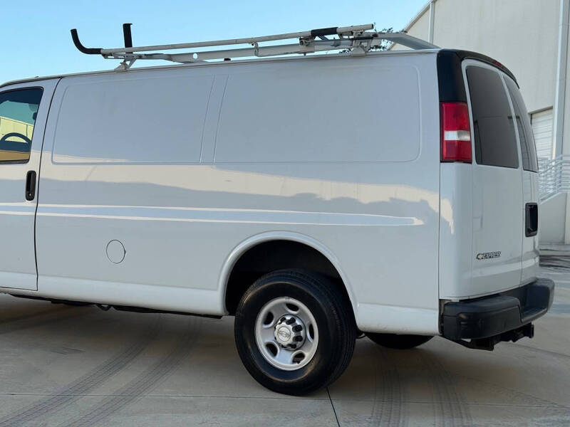 2019 Chevrolet Express 2500