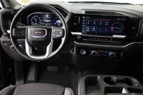 2024 GMC Sierra 1500 Elevation Standard