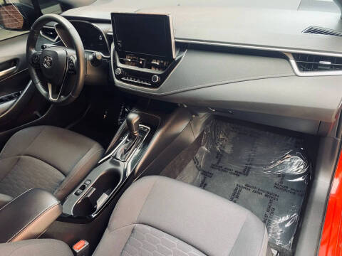 2023 Toyota Corolla Hatchback SE