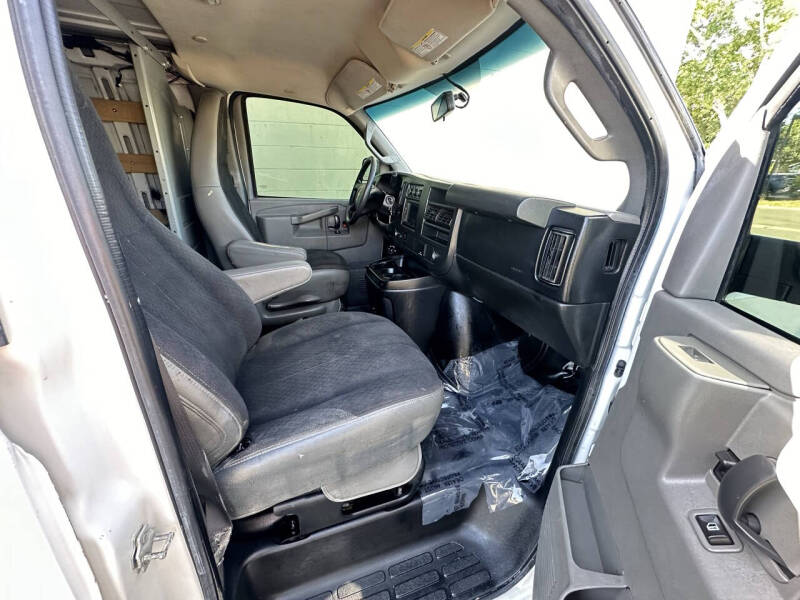 2018 Chevrolet Express 2500