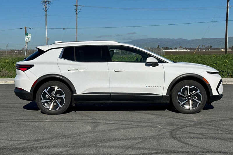 2026 Chevrolet Equinox EV LT 2