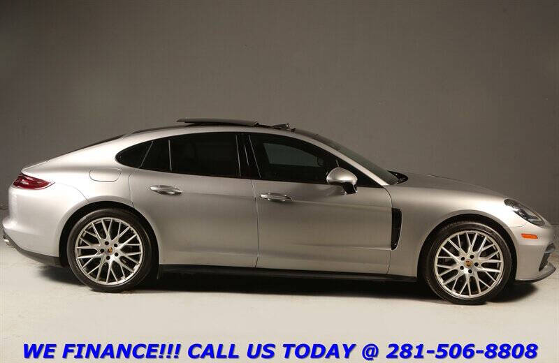 2017 Porsche Panamera