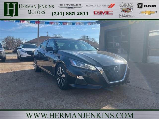 2022 Nissan Altima for sale at Herman Jenkins Used Cars in Union City TN