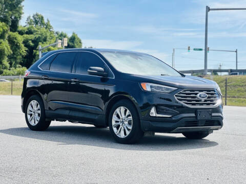 2022 Ford Edge Titanium