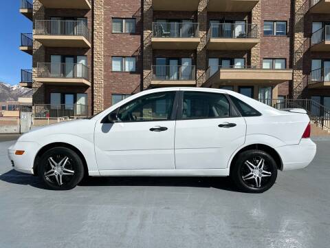 2005 Ford Focus for sale at BITTON'S AUTO SALES in Ogden UT