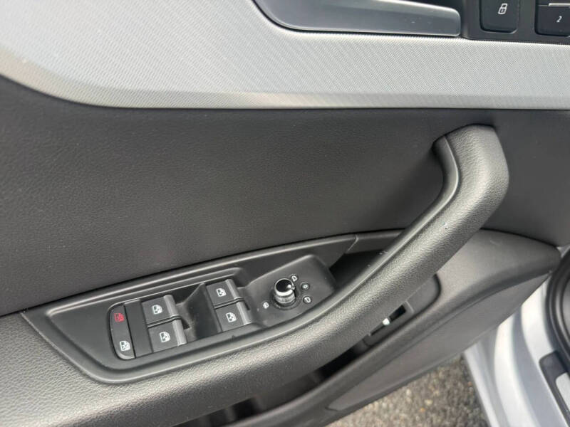 2017 Audi A4 2.0T quattro Premium