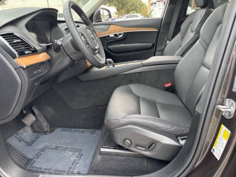 2024 Volvo XC90 Recharge T8 Plus Bright Theme 7P