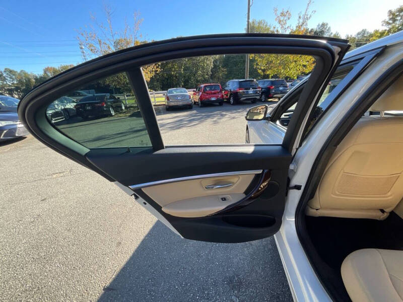 2018 BMW 3 Series 330i