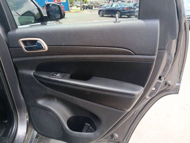 2017 Jeep Grand Cherokee