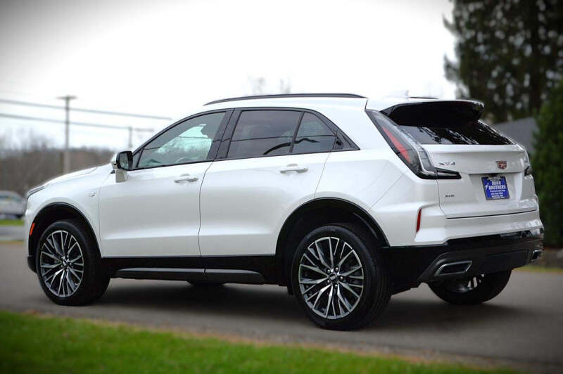 2024 Cadillac XT4 Sport