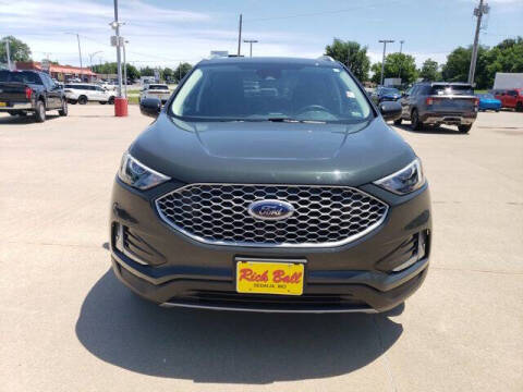 2023 Ford Edge