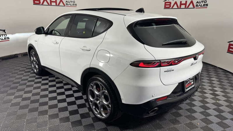 2024 Alfa Romeo Tonale Hybrid Veloce