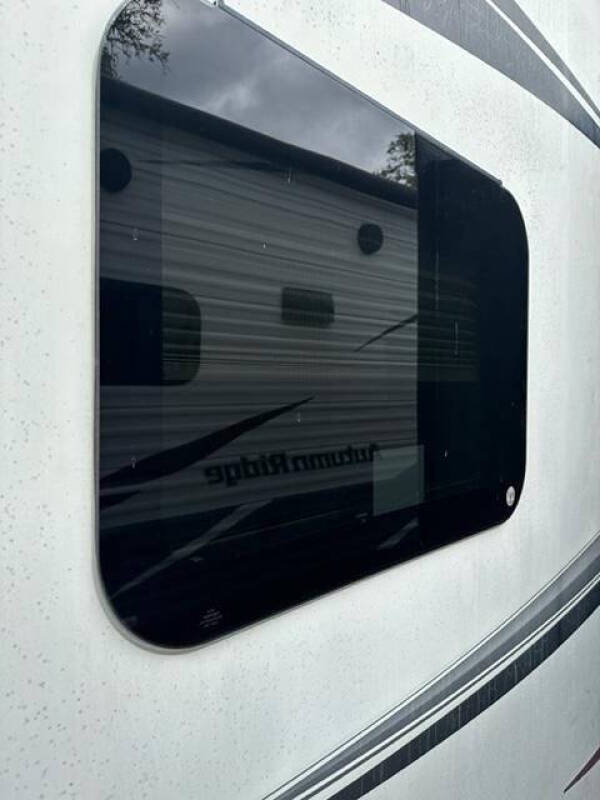 2013 Forest River Solaire 267 BHSK