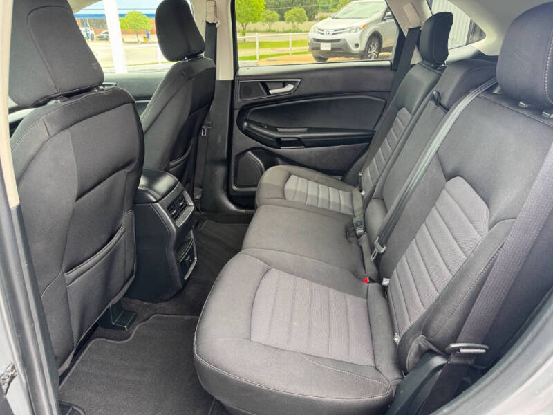 2020 Ford Edge SE
