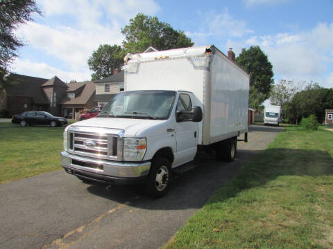 2015 Ford E-Series E-350 SD