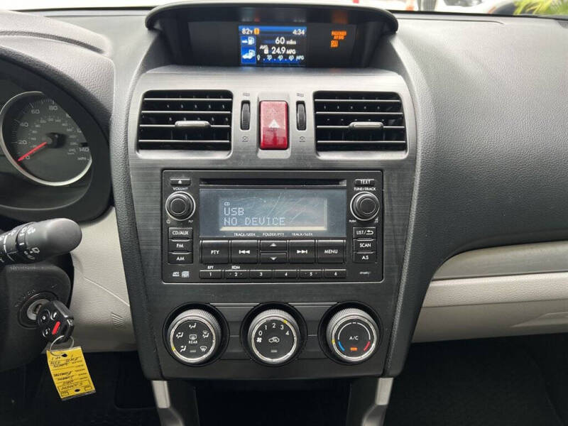 2015 Subaru Forester 2.5i