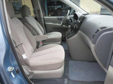 2012 Kia Sedona LX
