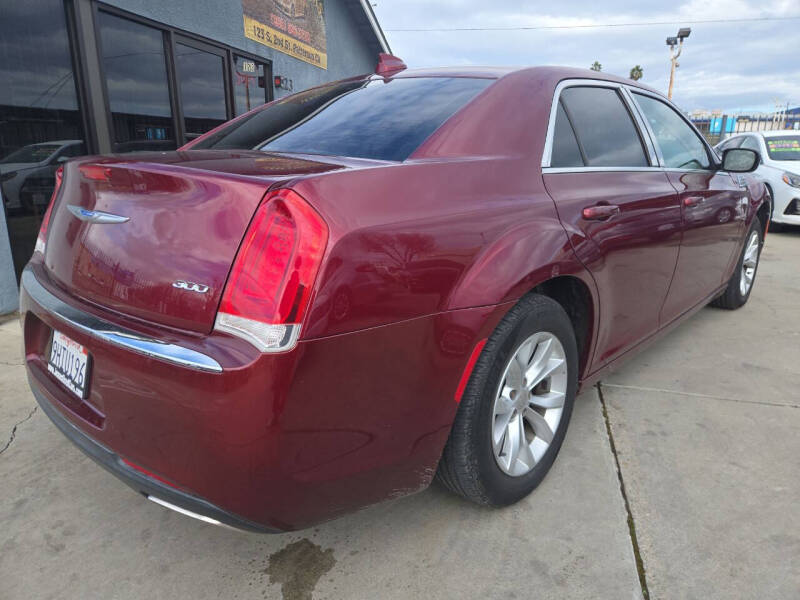 2018 Chrysler 300 Touring