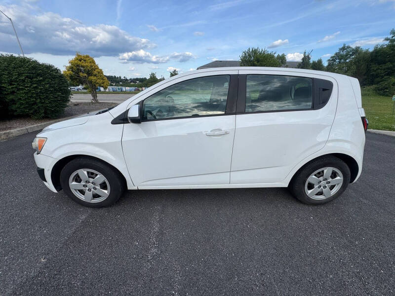 2016 Chevrolet Sonic LS Auto