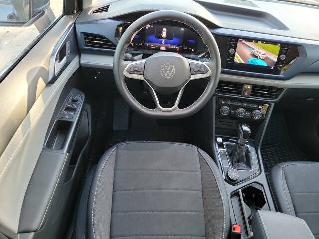 2024 Volkswagen Taos SE 4Motion