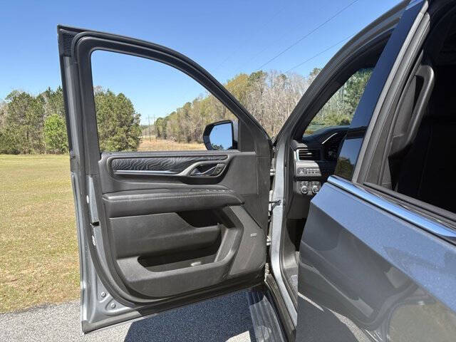 2023 GMC Yukon Denali