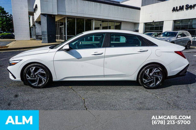 2024 Hyundai Elantra Limited