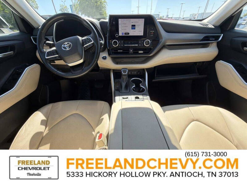 2023 Toyota Highlander XLE