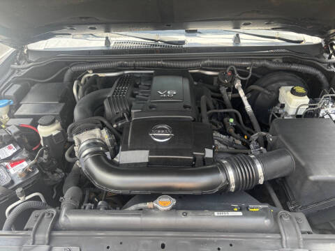 2012 Nissan Pathfinder Silver Edition