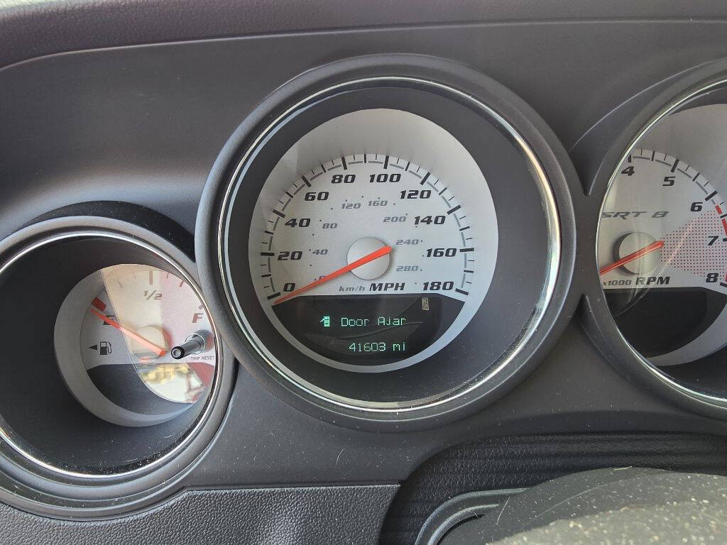 2009 Dodge Challenger 41