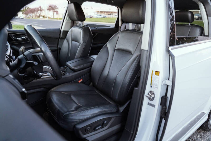 2019 Audi Q7 quattro Premium Plus 55 TFSI