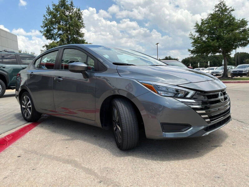 2025 Nissan Versa SV