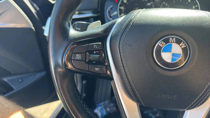 2017 BMW 5 Series 530i