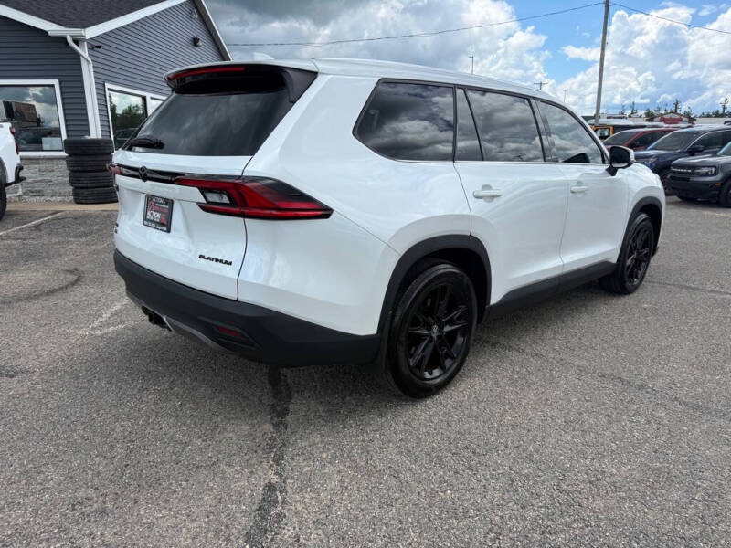 2026 Toyota Grand Highlander LE