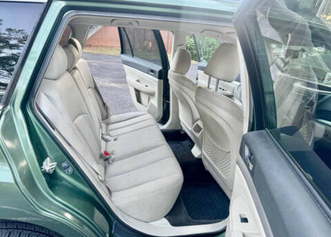 2010 Subaru Outback 2.5i Premium