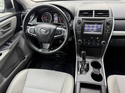 2016 Toyota Camry XLE