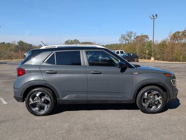 2024 Hyundai Venue Limited