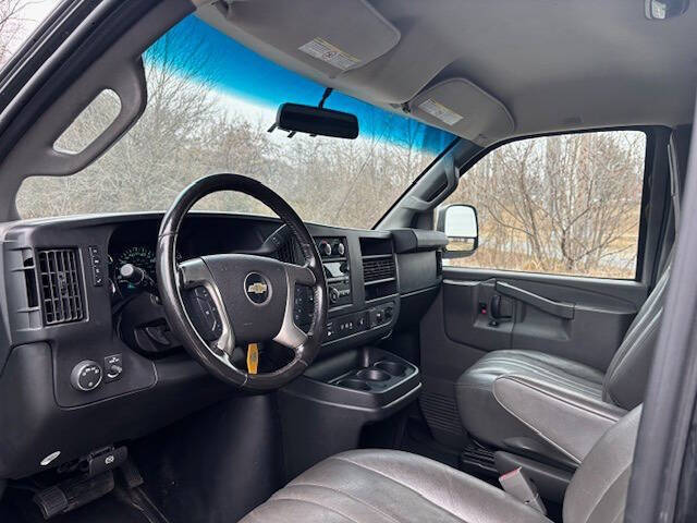 2016 Chevrolet Express 2500