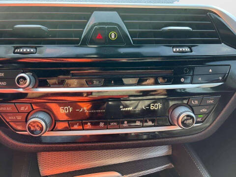 2019 BMW 5 Series 530i