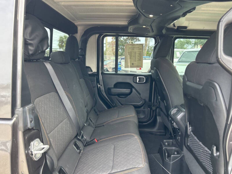 2025 Jeep Gladiator Mojave