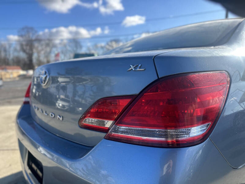 2006 Toyota Avalon XL