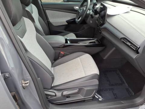 2023 Volkswagen ID.4 Pro