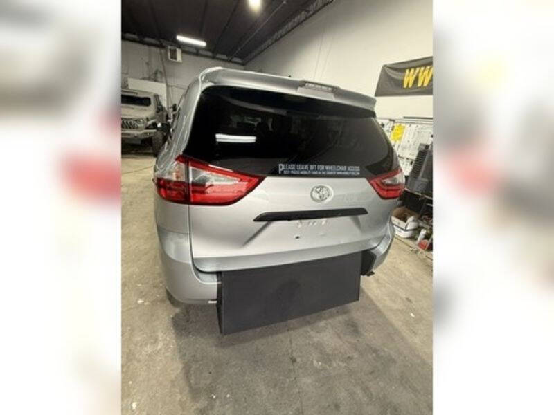 2020 Toyota Sienna L 7-Passenger