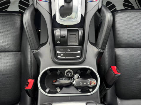2018 Porsche Cayenne Platinum Edition