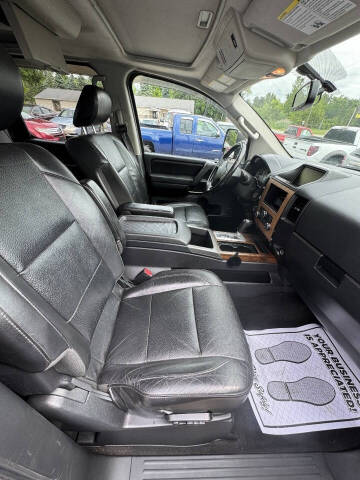 2012 Nissan Titan SL